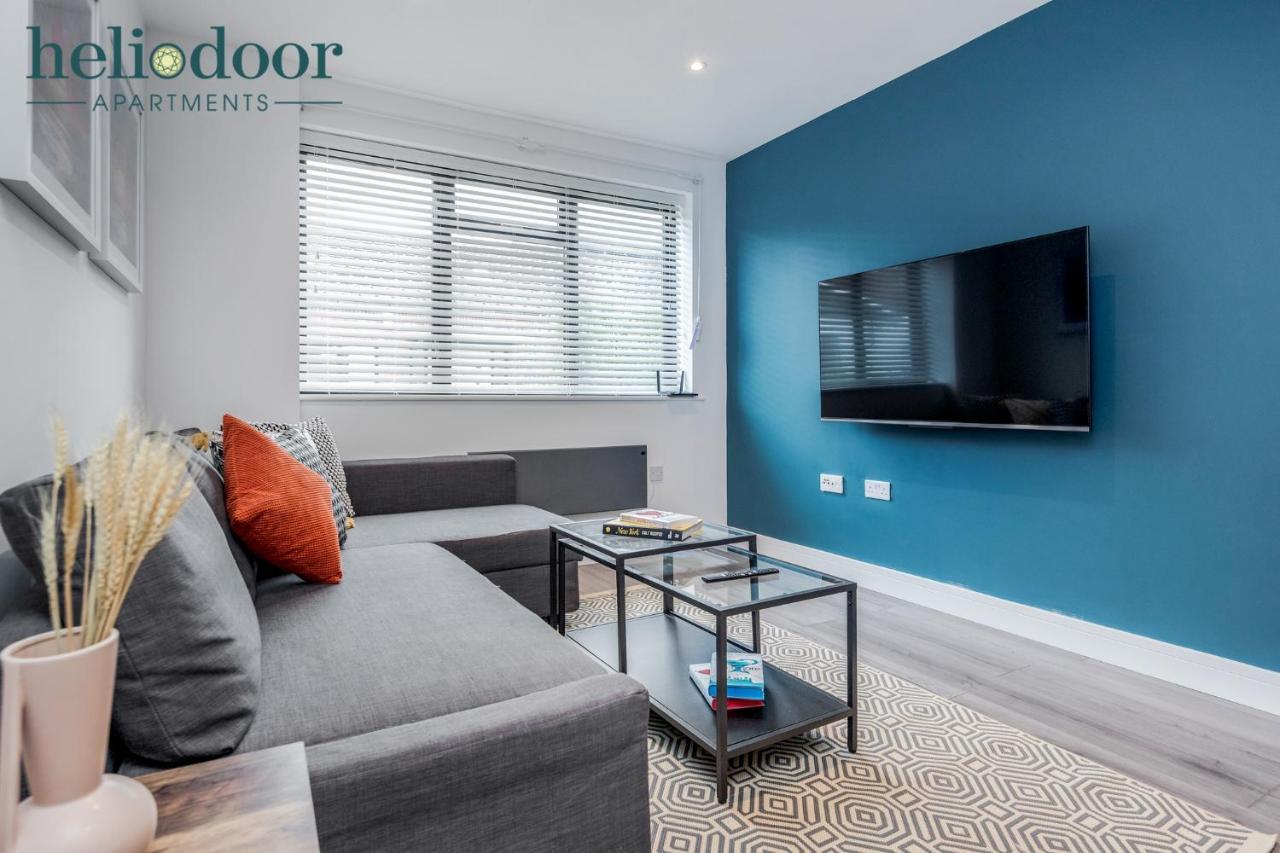 Milton Keynes Apartments, Sleeps Up To 5, Free Parking, Free Wifi & Movies, 7 Mins Drive To Milton Keynes Central Station For Direct Trains To London & The North Zewnętrze zdjęcie