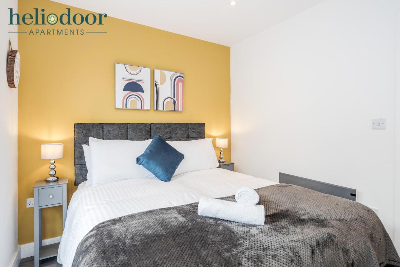 Milton Keynes Apartments, Sleeps Up To 5, Free Parking, Free Wifi & Movies, 7 Mins Drive To Milton Keynes Central Station For Direct Trains To London & The North Zewnętrze zdjęcie