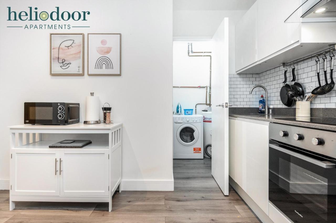 Milton Keynes Apartments, Sleeps Up To 5, Free Parking, Free Wifi & Movies, 7 Mins Drive To Milton Keynes Central Station For Direct Trains To London & The North Zewnętrze zdjęcie