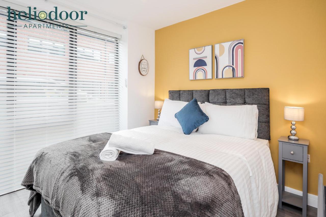 Milton Keynes Apartments, Sleeps Up To 5, Free Parking, Free Wifi & Movies, 7 Mins Drive To Milton Keynes Central Station For Direct Trains To London & The North Zewnętrze zdjęcie